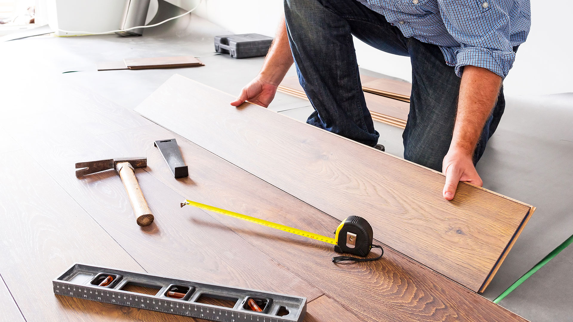 HARDWOOD FLOORING INSTALLATION PROCESS